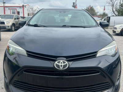 2018 TOYOTA COROLLA BLUE