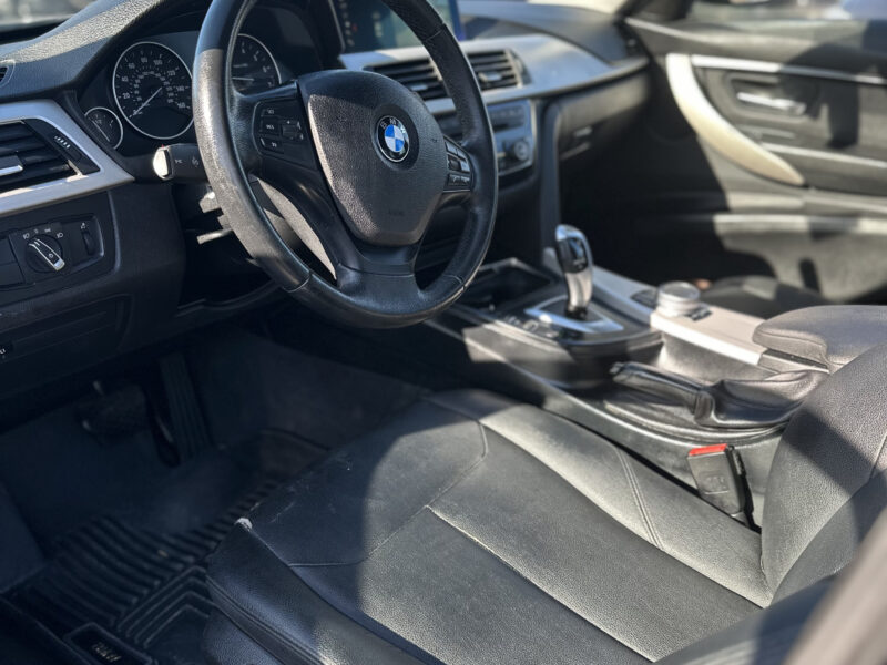 2018 BMW BLACK 320i