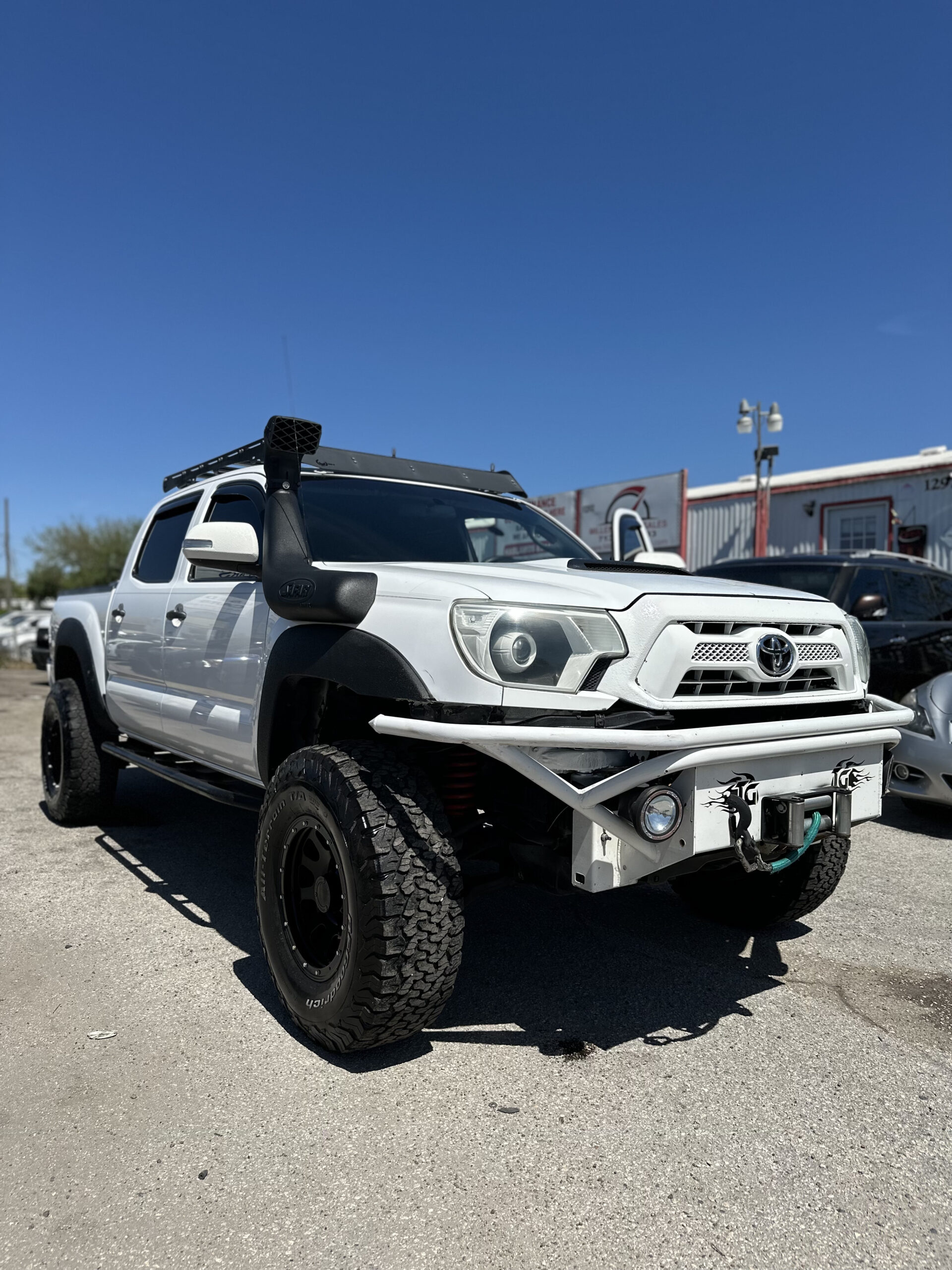 2015 TOYOTA TACOMA WHITE