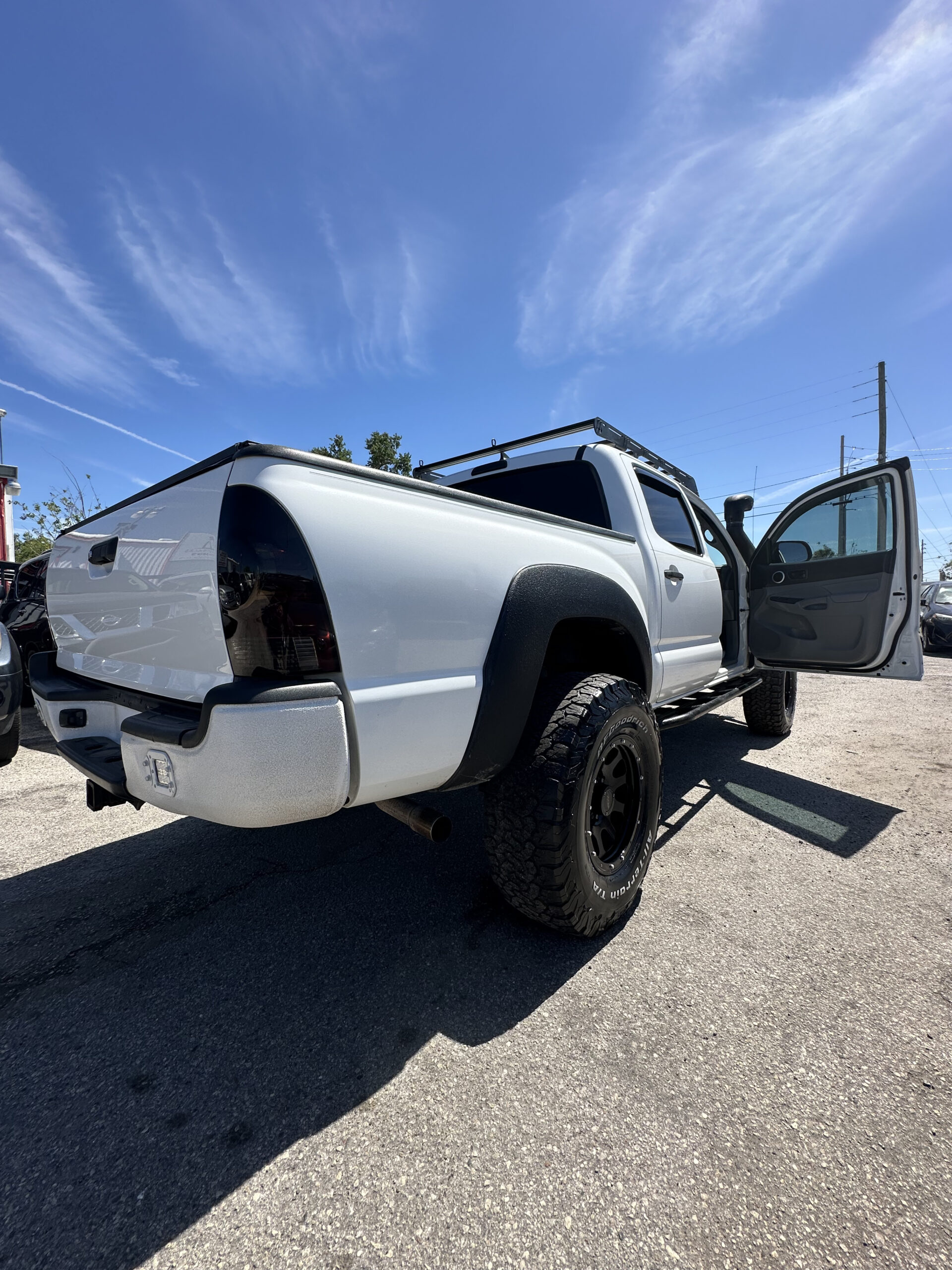 2015 TOYOTA TACOMA WHITE