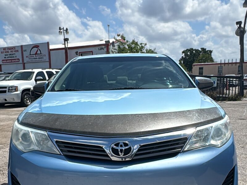 2013 TOYOTA CAMRY SKY BLUE