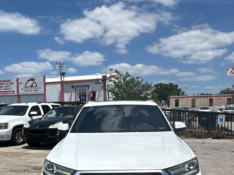 2017 AUDI Q7 WHITE
