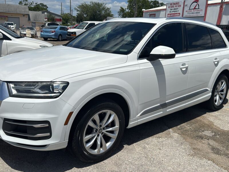 2017 AUDI Q7 WHITE