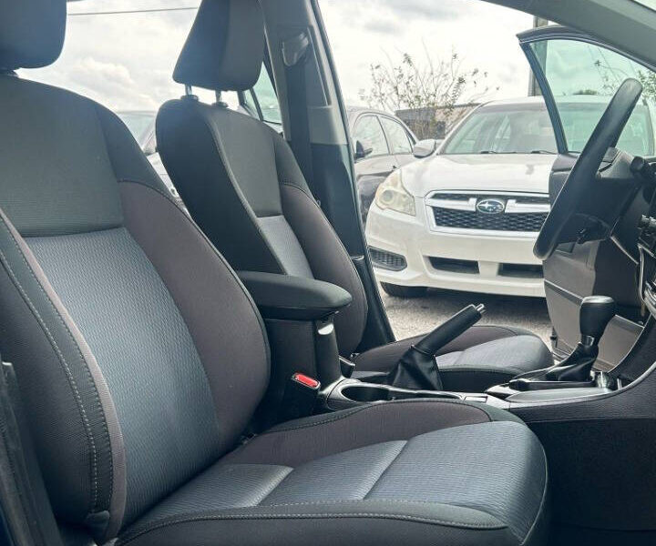2018 TOYOTA COROLLA LE BLUE