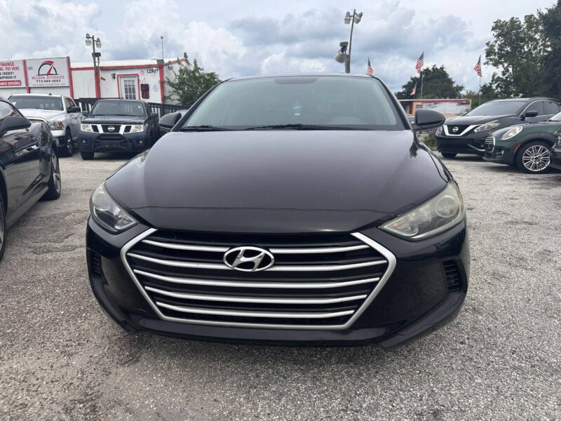 2017 HYUNDAI ELANTRA