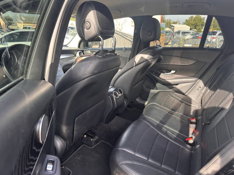 2016 MERCEDEZ BENZ GLC 300