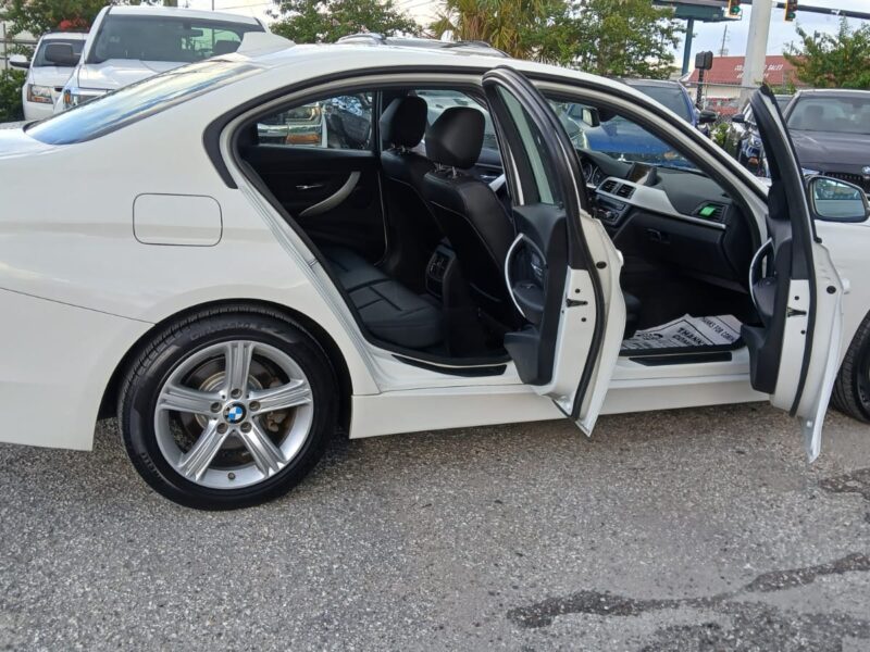 2015 BMW 320I