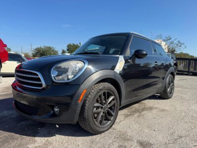 2014 MINI PACEMAN