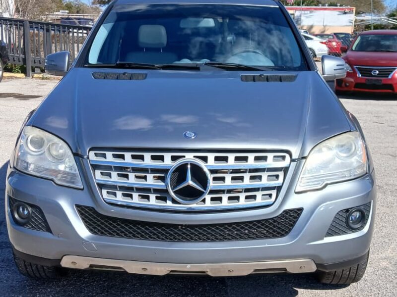 2011 MERCEDES BENZ ML 350 BLUE EFFICIENT SILVER