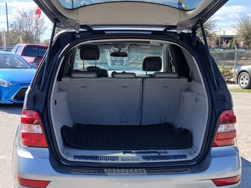 2011 MERCEDES BENZ ML 350 BLUE EFFICIENT SILVER