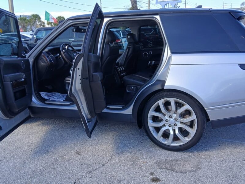 2016 LAND RANGE ROVER HSE SILVER