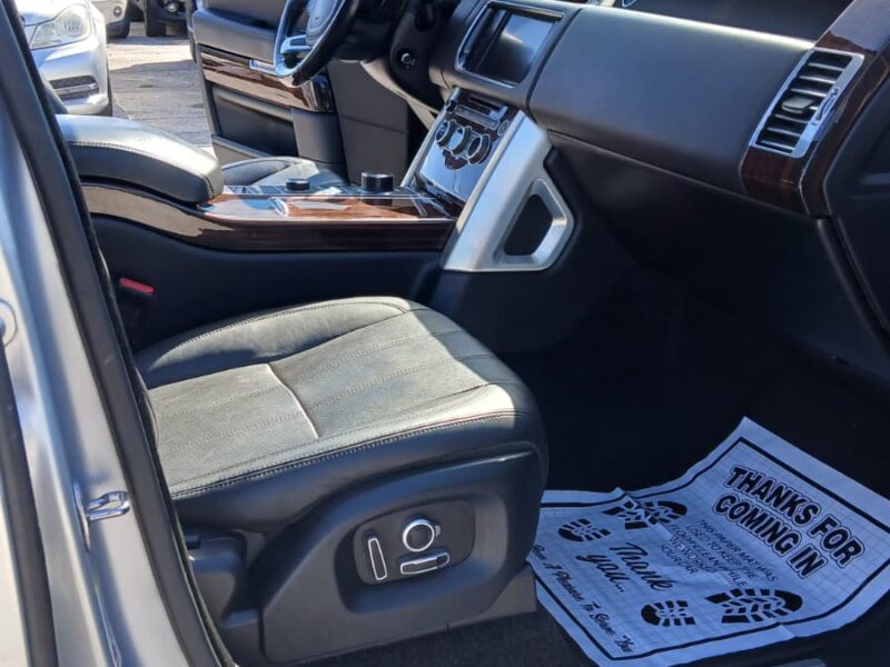 2016 LAND RANGE ROVER HSE SILVER