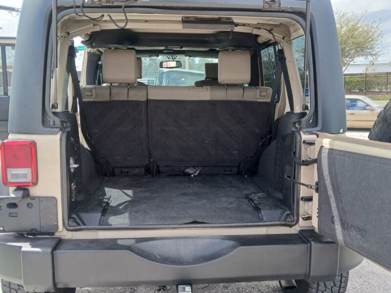 2016 JEEP WRANGLER UNLIMITED TAN