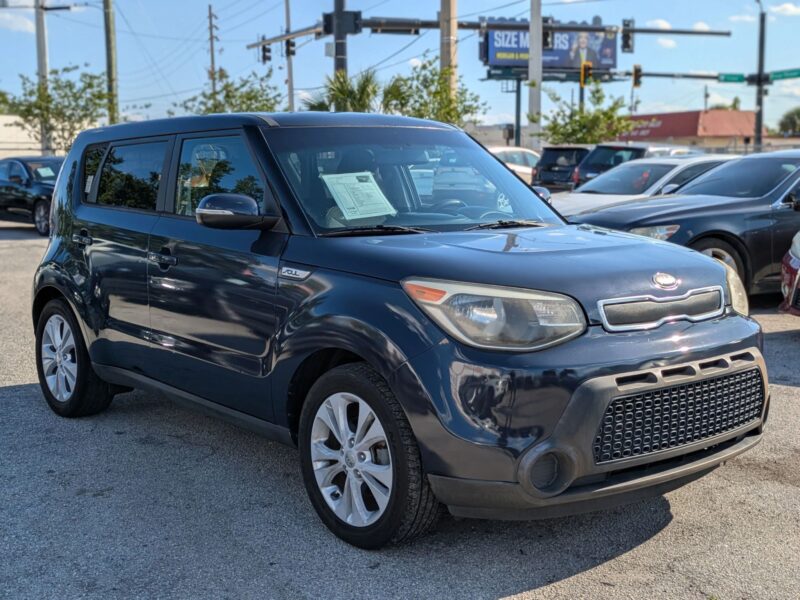 2014 Kia Soul Wagon 4D
