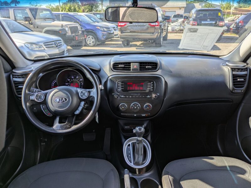 2014 Kia Soul Wagon 4D