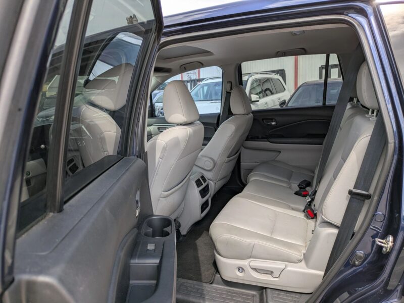 2017 Honda Pilot EX-L Sport Utility 4D