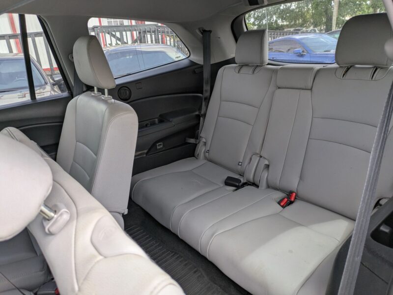 2017 Honda Pilot EX-L Sport Utility 4D