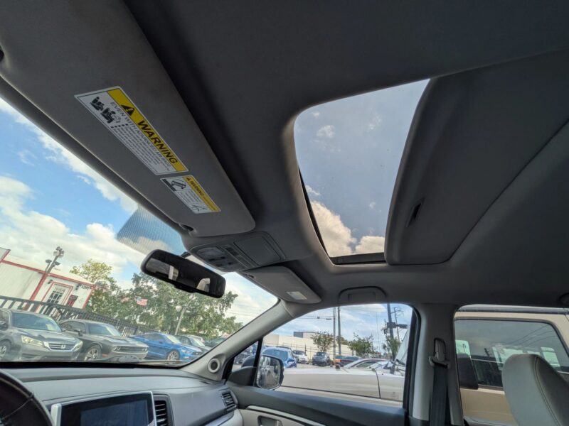 2017 Honda Pilot EX-L Sport Utility 4D