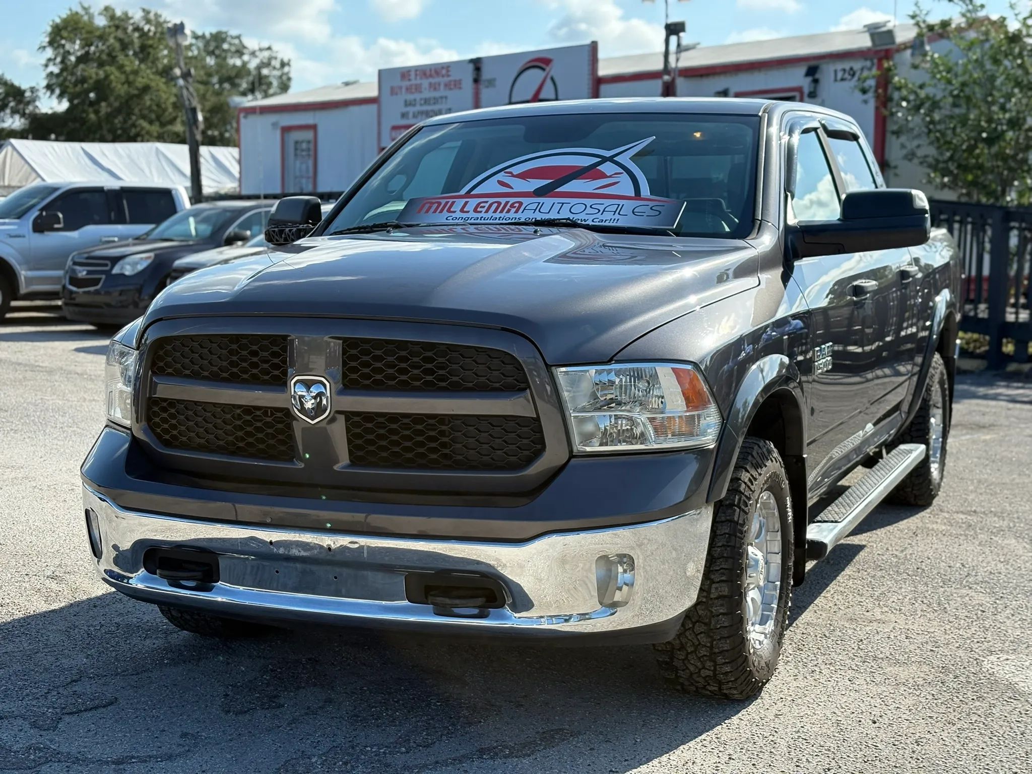 2017 RAM 1500 SLT 4×4