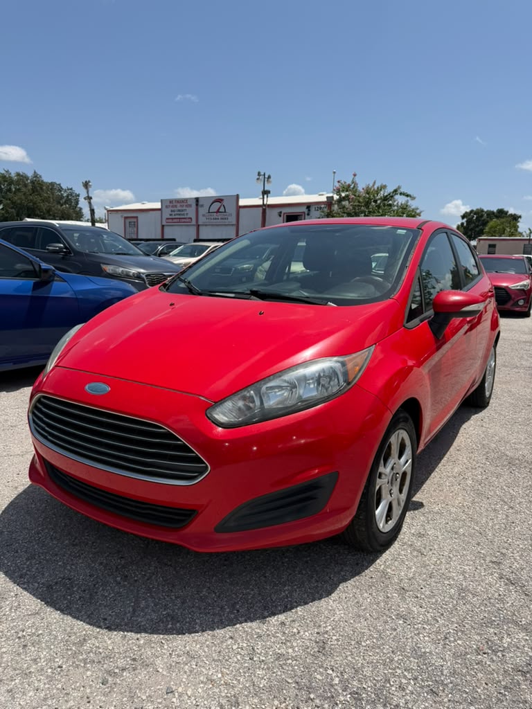 2015 Ford Fiesta SE 4dr Hatchback